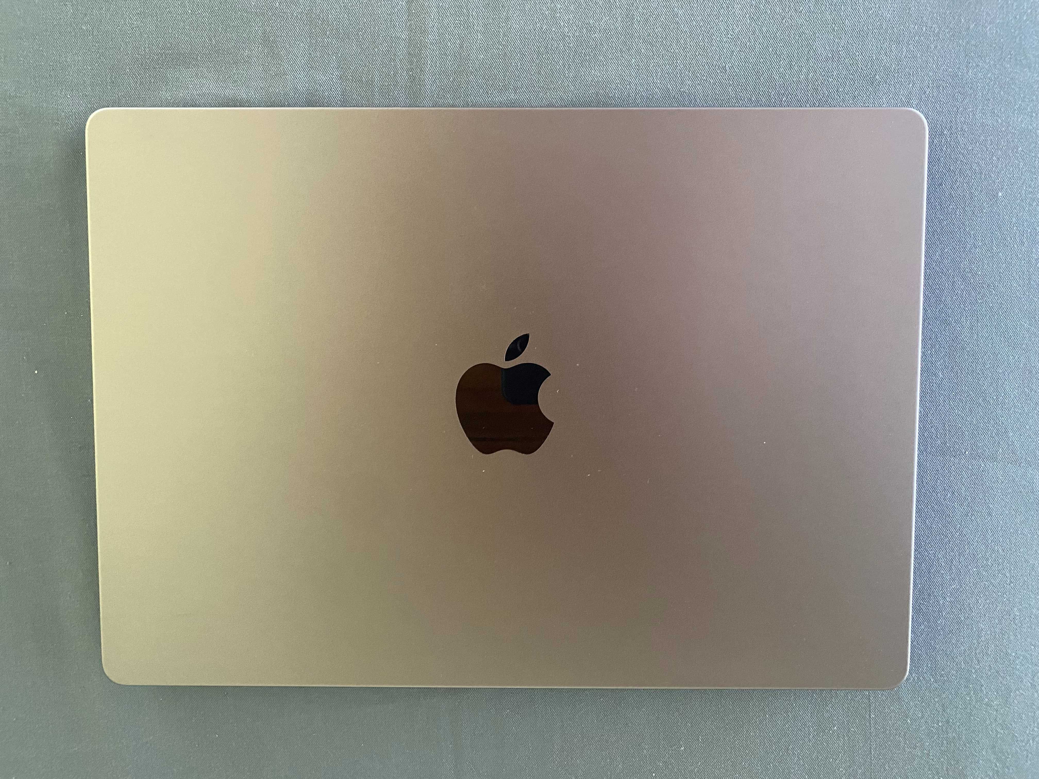 Apple MacBook Pro 14” M1 Max CPU 10-core 32GB RAM 1TB SSD