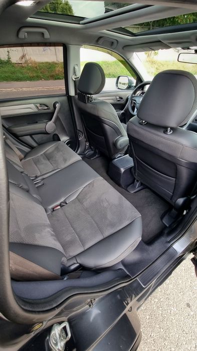 Продам  Honda CR-V