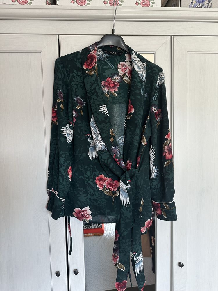 Bluzka Zara kimono wzór rozmiar XS elegancka klasyka