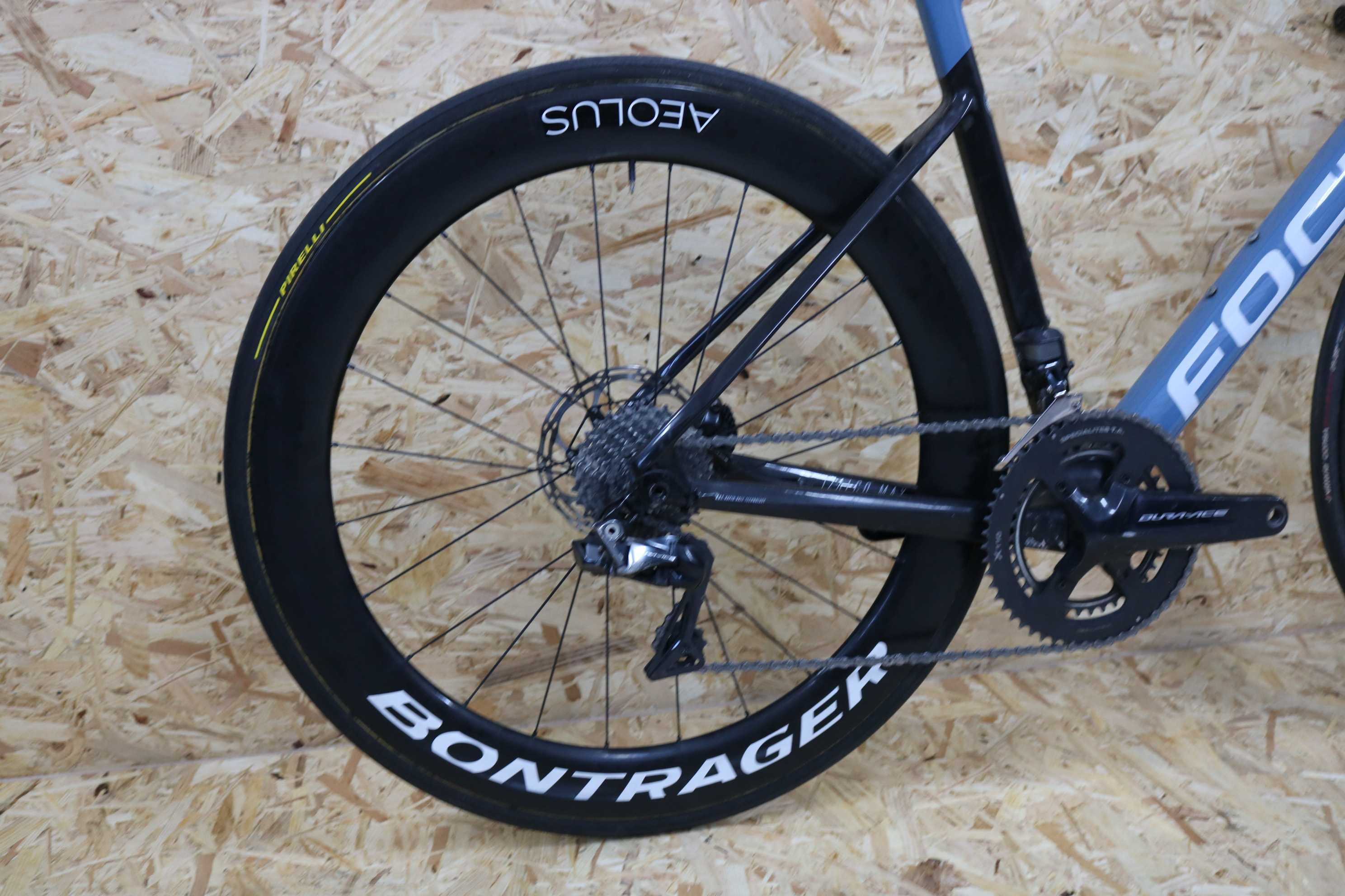 Bicicleta disco Focus Izalco Max - Dura Ace Di2 - Rodas carbono