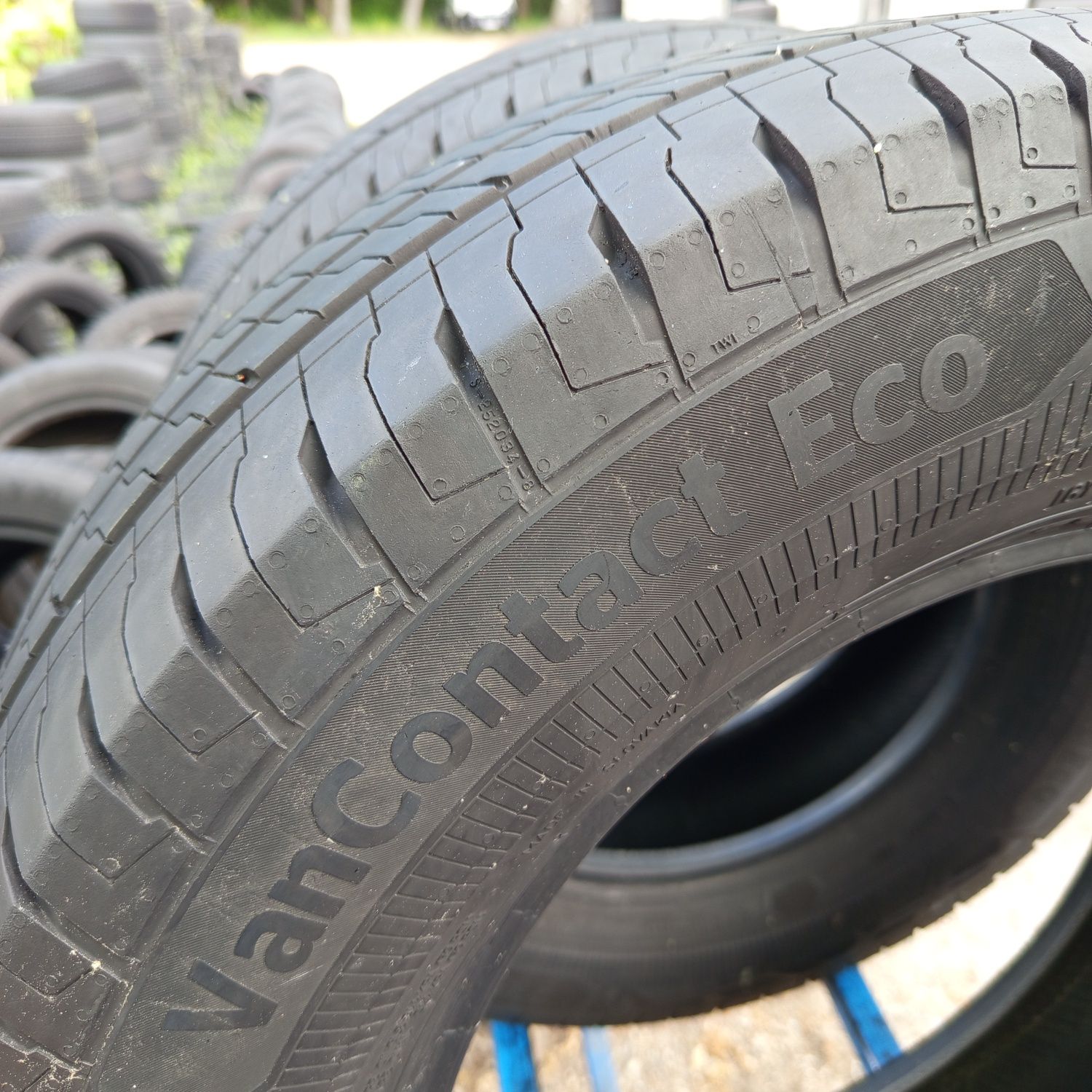 235/65r16C Continental VanContact Eco z 2022r 7.8mm