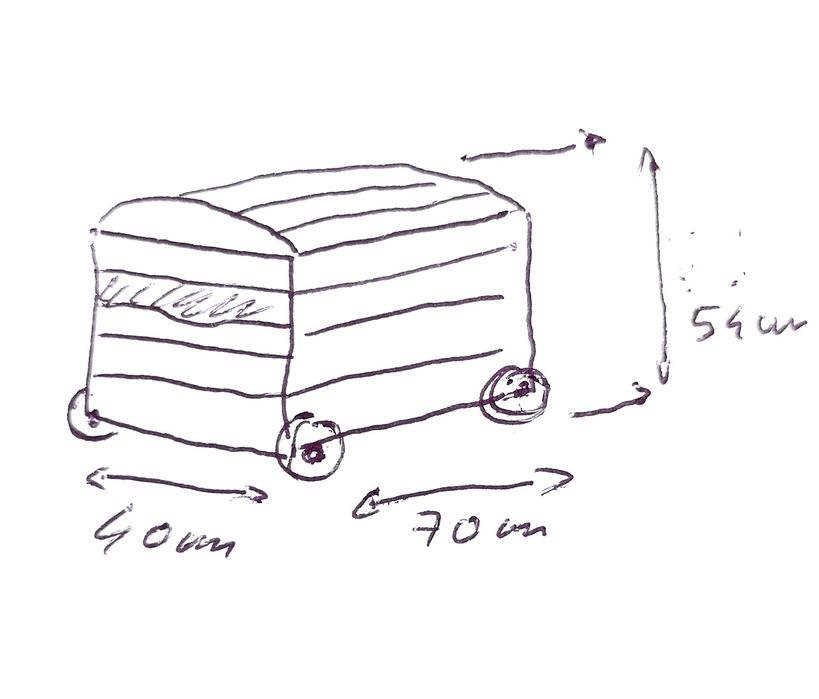Arca em pinho com tampo e rodas