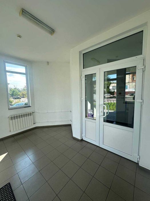 ЮВІЛЕЙНИЙ 132м2 Продам ФАСАДНЕ КУТОВЕ приміщення з Парковкою