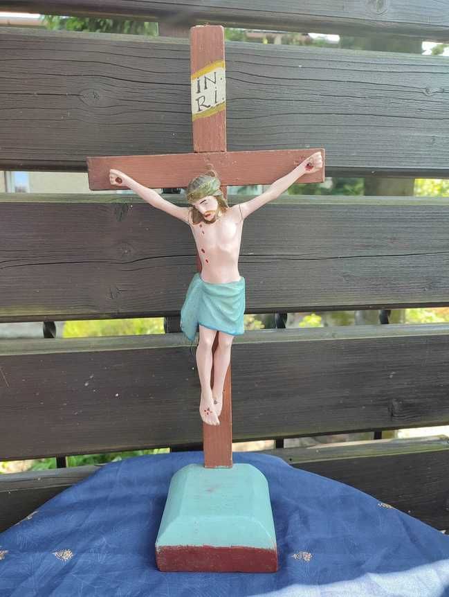 Przedwojenna drewniana pasyjka,P.Jezus,stojąca