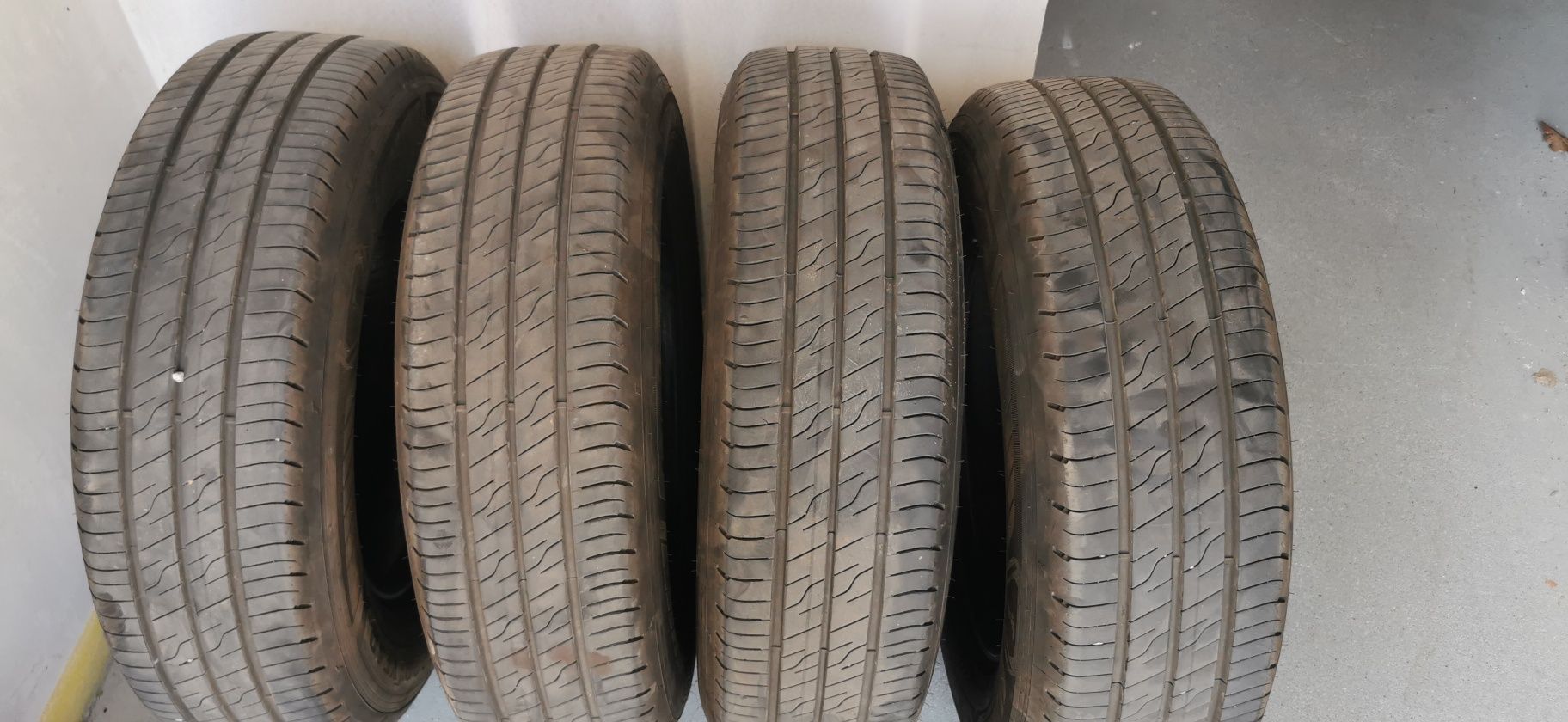 Opony Goodyear 205 / 75/16 C