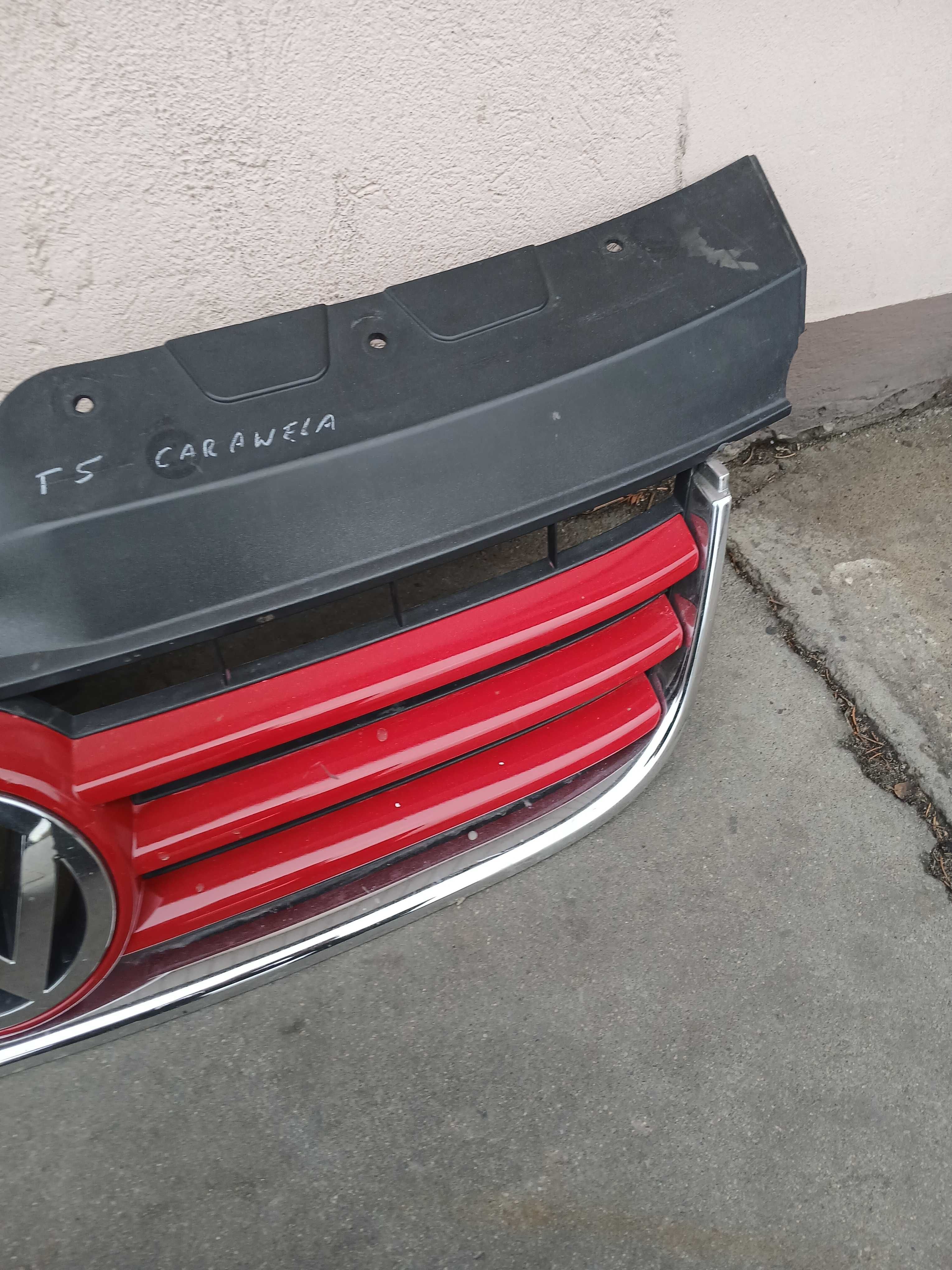 Grill VW Transporter T5 Caravelle  7H5 atrapa