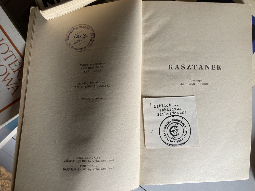 Ksiazka pt,,Kasztanek i perła” 1965 rok pobiblioteczna