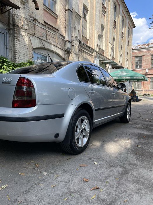 Продам Шкода Супер Б