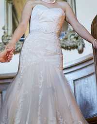 Piękna suknia ślubna, haftowano-koronkowa RYBKA Ambrosia