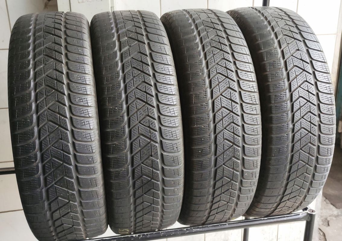 4x 215/65r17 Pirelli Scorpion Winter Tm Seal 99h 4,65mm