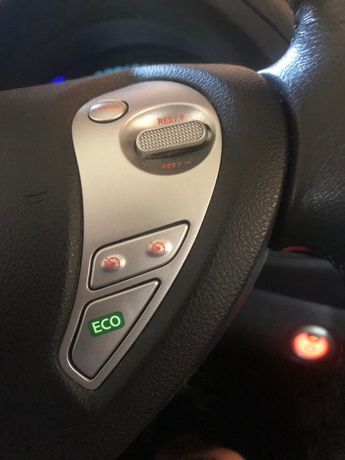 Nissan Leaf Tekna 2015р. 11/12 поділок 24kwh