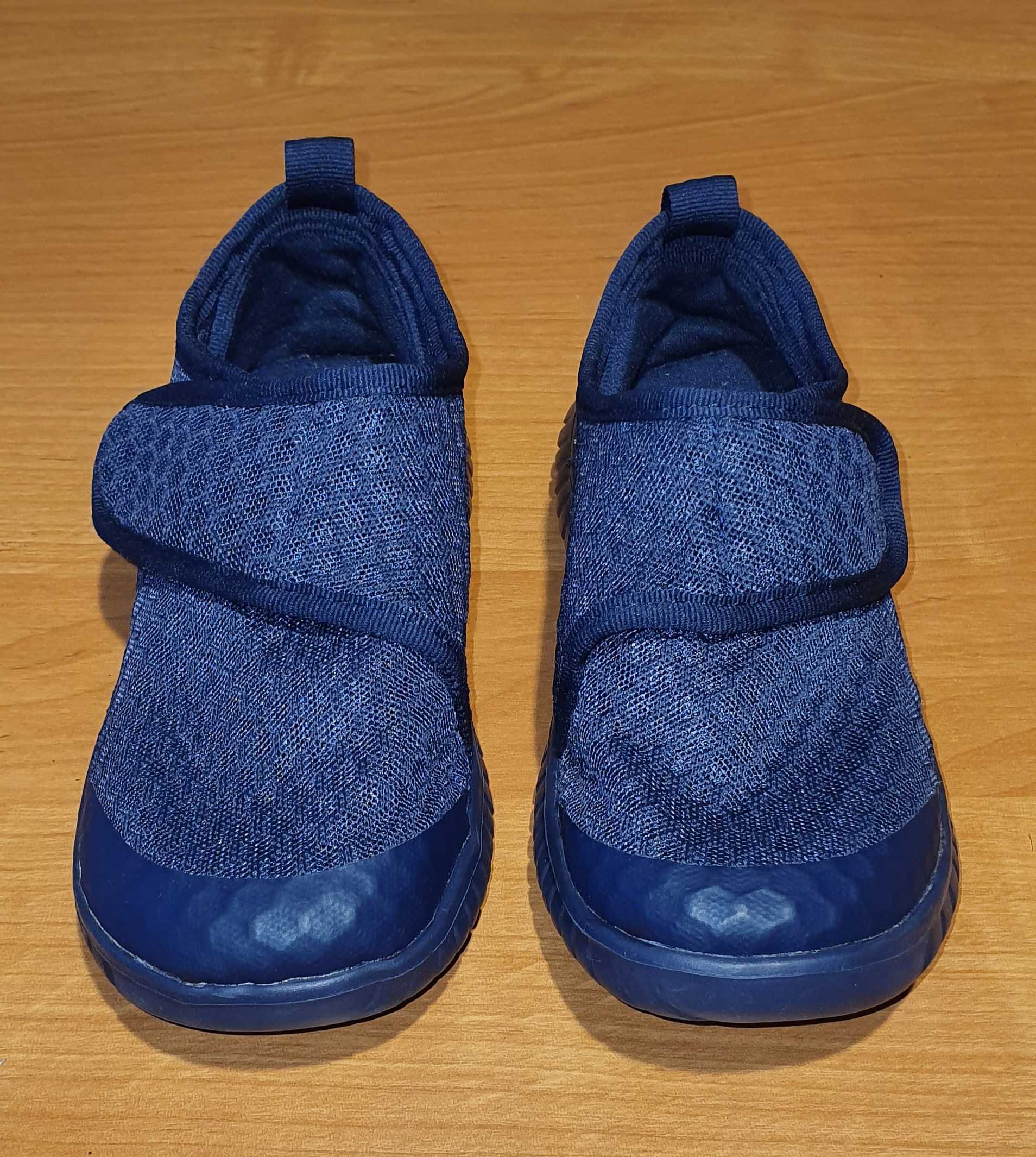 NOWE buty kapcie GEORGE oddychające na rzepy antypoślizgowe r. 28/18cm