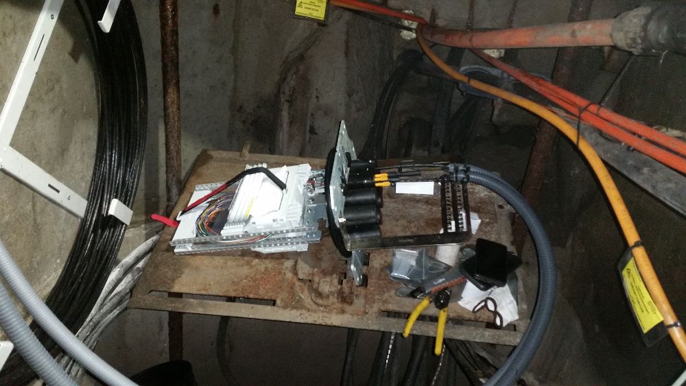 Spawanie światłowodów + pomiary + budowa sieci FTTH/LAN