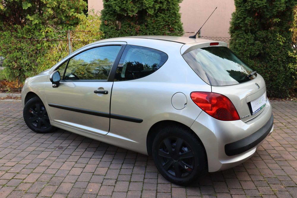 Peugeot 207 1.4 8V 73KM NISKI PRZEBIEG! Fajny stan! Pewny zakup!
