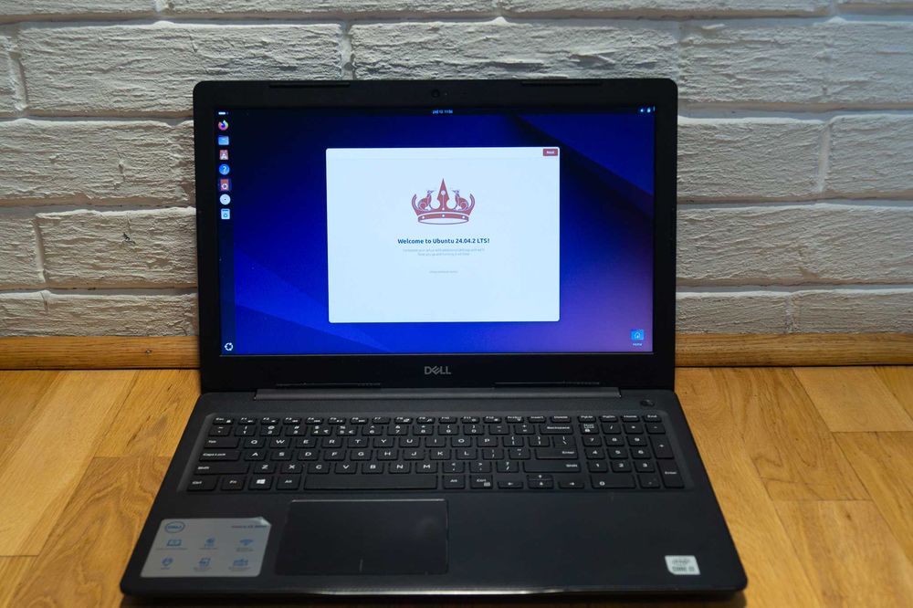 laptop Dell Vostro 15 3000 i3 10gen.