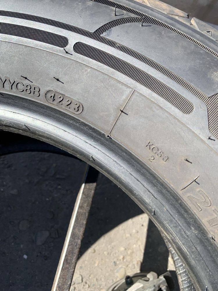 Шини 215/65 R16C  Kumho 2023p літо 8/8,5мм