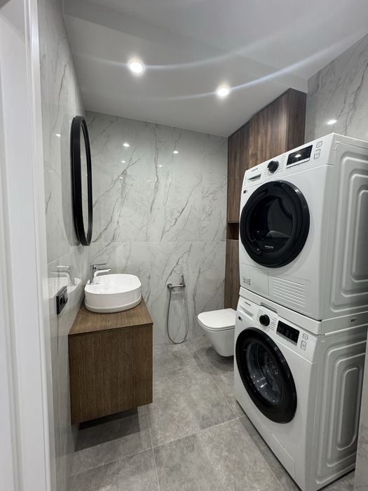 Оренда 3-кімнатна новобудова у центрі Чернівців