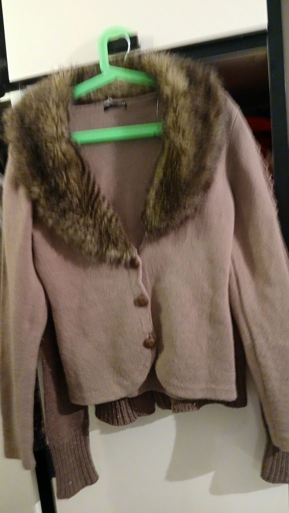 Sweter damski Nowy rozpinany z kołnierzem futro Hm r 40