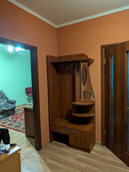 сдам в долгосрочную аренду 2-х комнатную квартиру