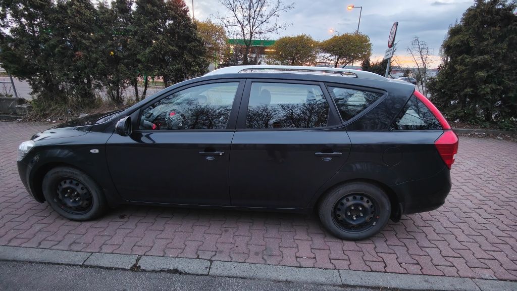 Kia cee'd 1,4 109 km 2010