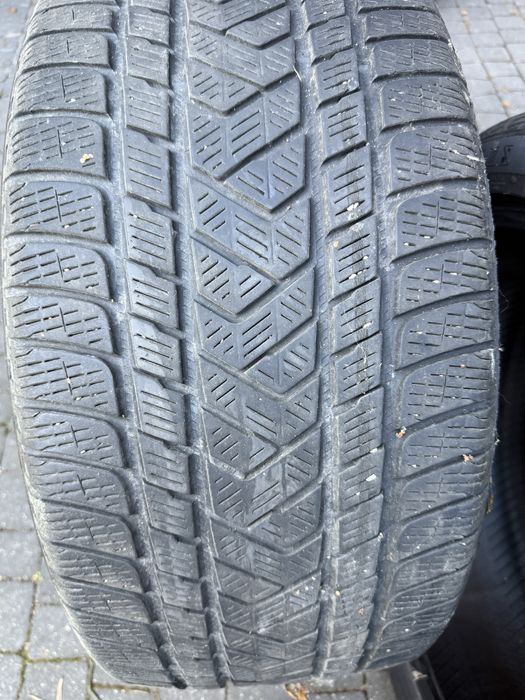 2 opony zimowe Pirelli Scorpion Winter 275/40R21 Bardzo dobry stan