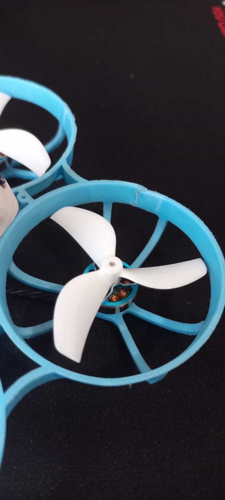 Betafpv Meteor 75 pro ERLS 2.4 1s VTX400мВт 4 батареї Кейс