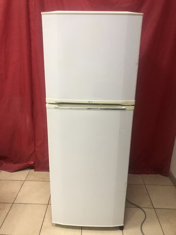 Холодильник LG 140/55/55