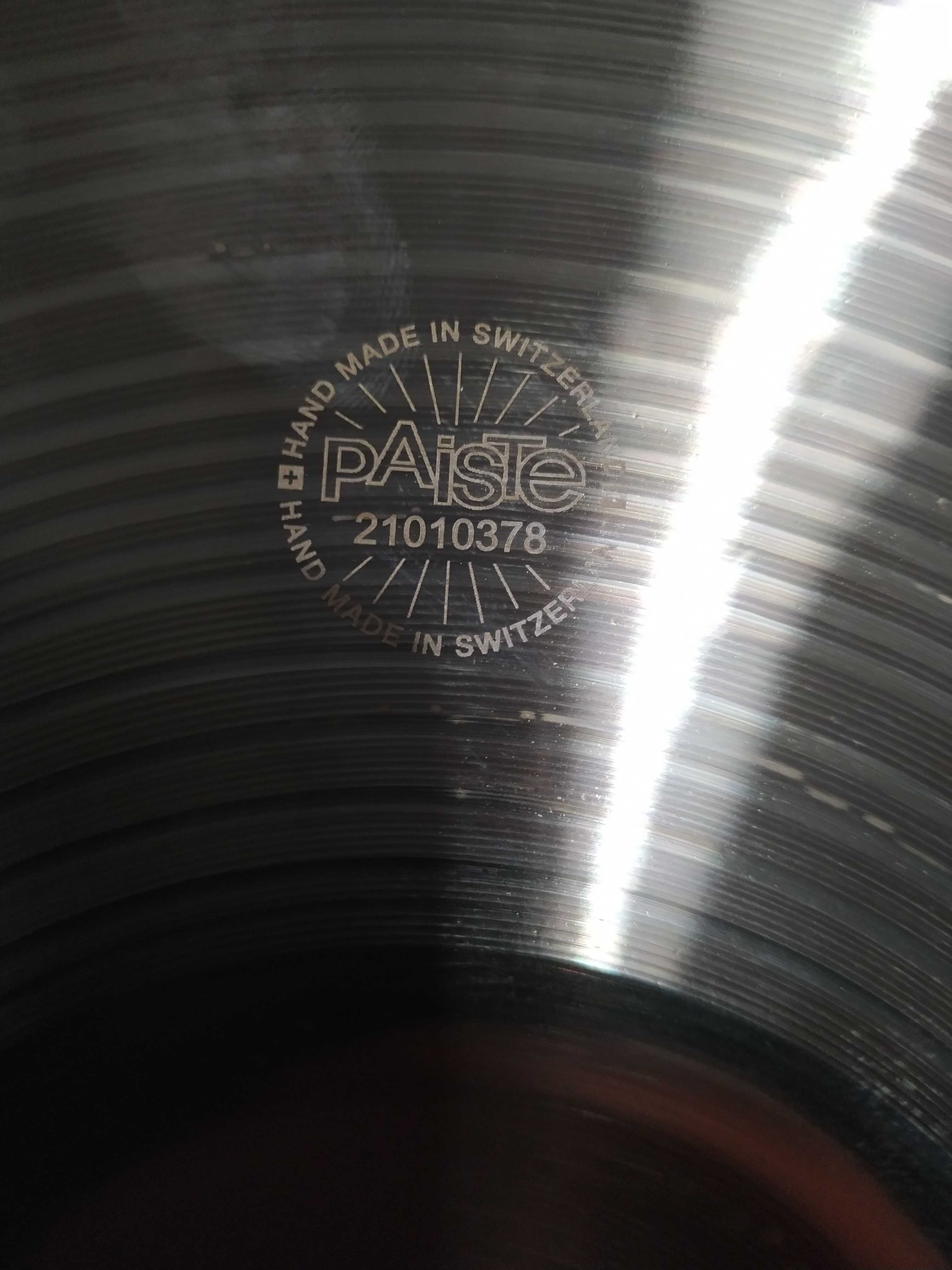Pratos Paiste PST 7 Ride, Hi-hats e 2x China — ótimo estado