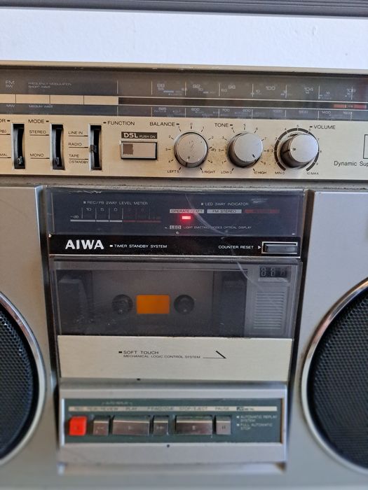 Aiwa cs 600 магнітофон  бумбокс