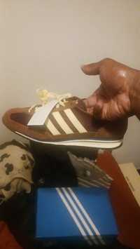 Tenis adidas novos