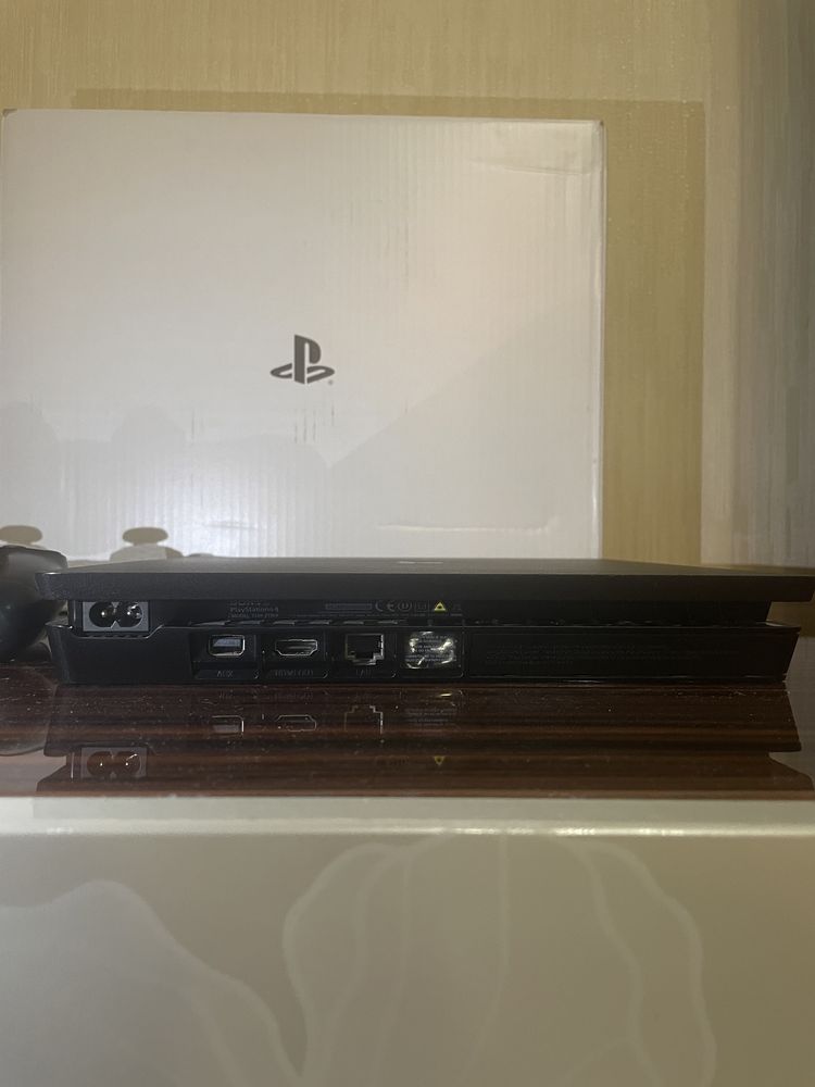 Sony PlayStation 4 Slim, PSVR, Камера, Move, Контролер + 2 Ігри