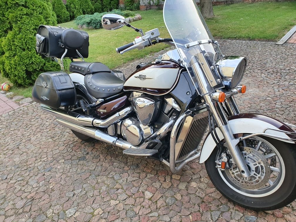 Suzuki VLR 1800 Intruder Bouevar promocja