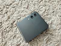 Sprzedam telefon Samsung Flip 4