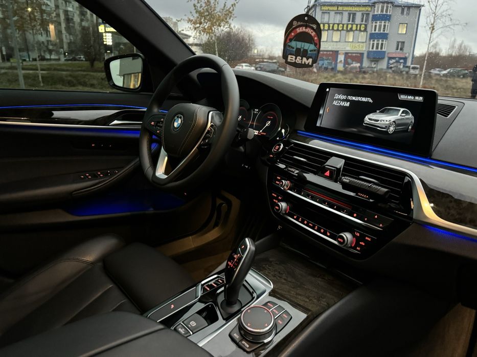 Продам очень классное авто. Ухоженное , красивое авто