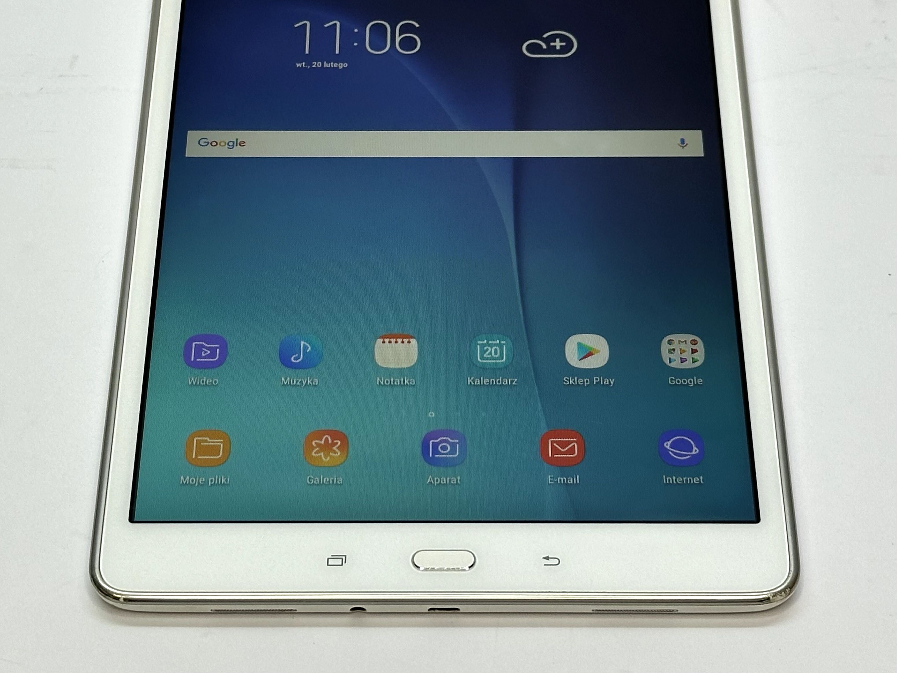 zadbany tablet samsung tab a T550 16GB white