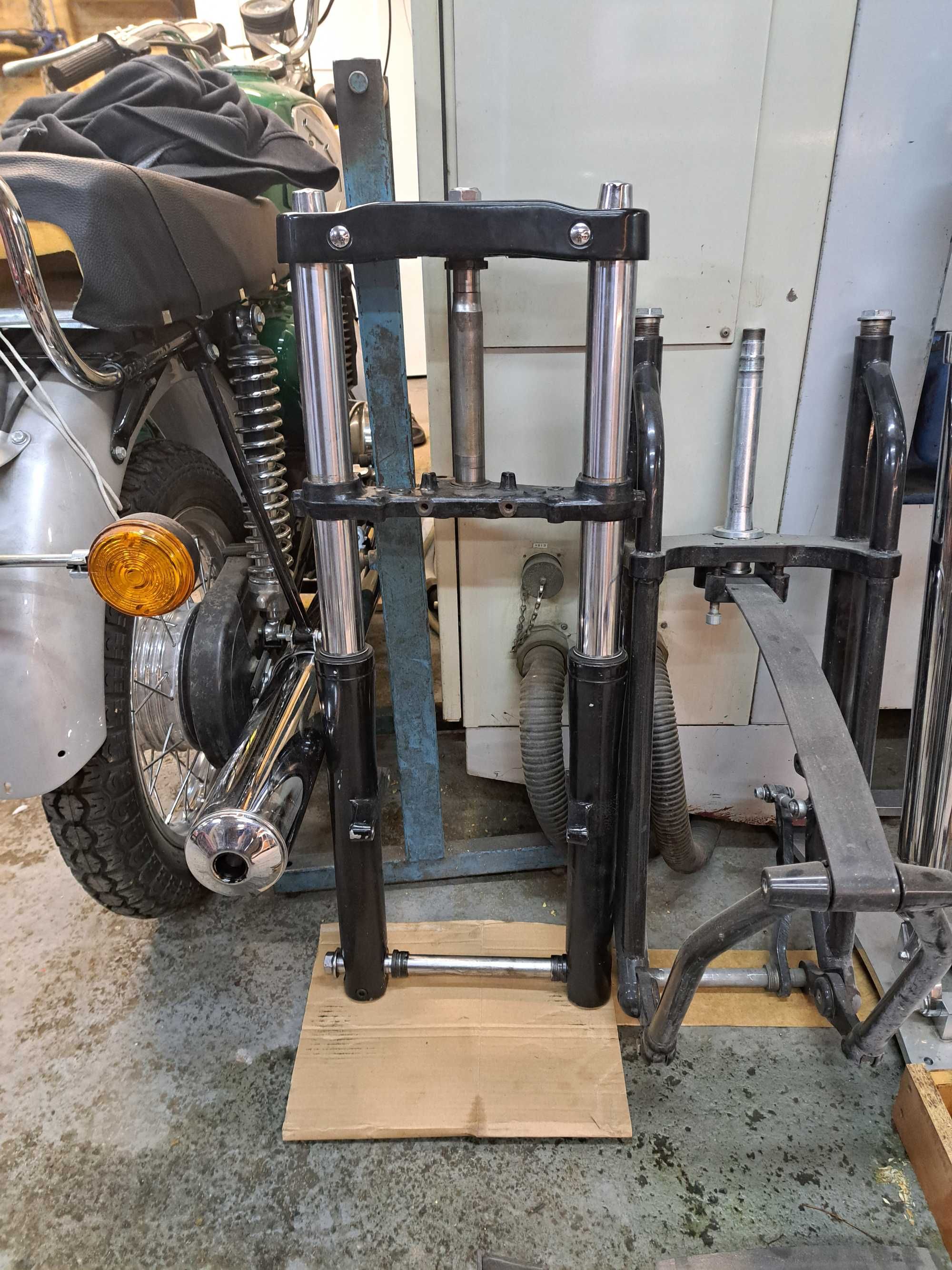 Przednie zawieszenie lagi yamaha Drag Star 1100