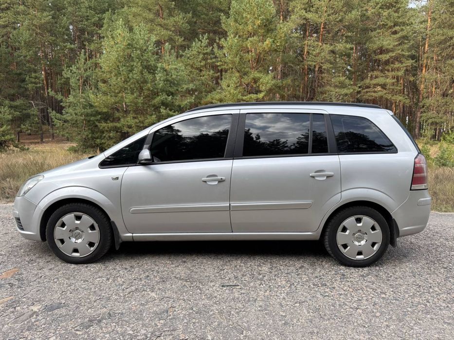 Продам Opel Zafira