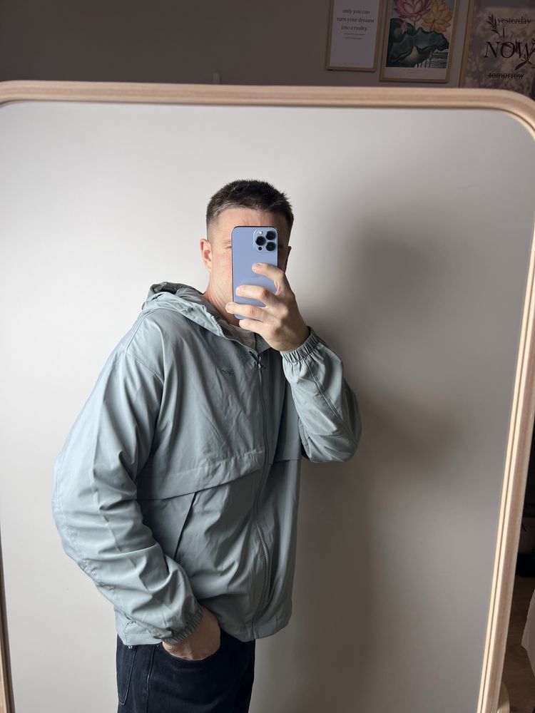 Чоловіча вітровка Pull&Bear  з капюшоном !!!