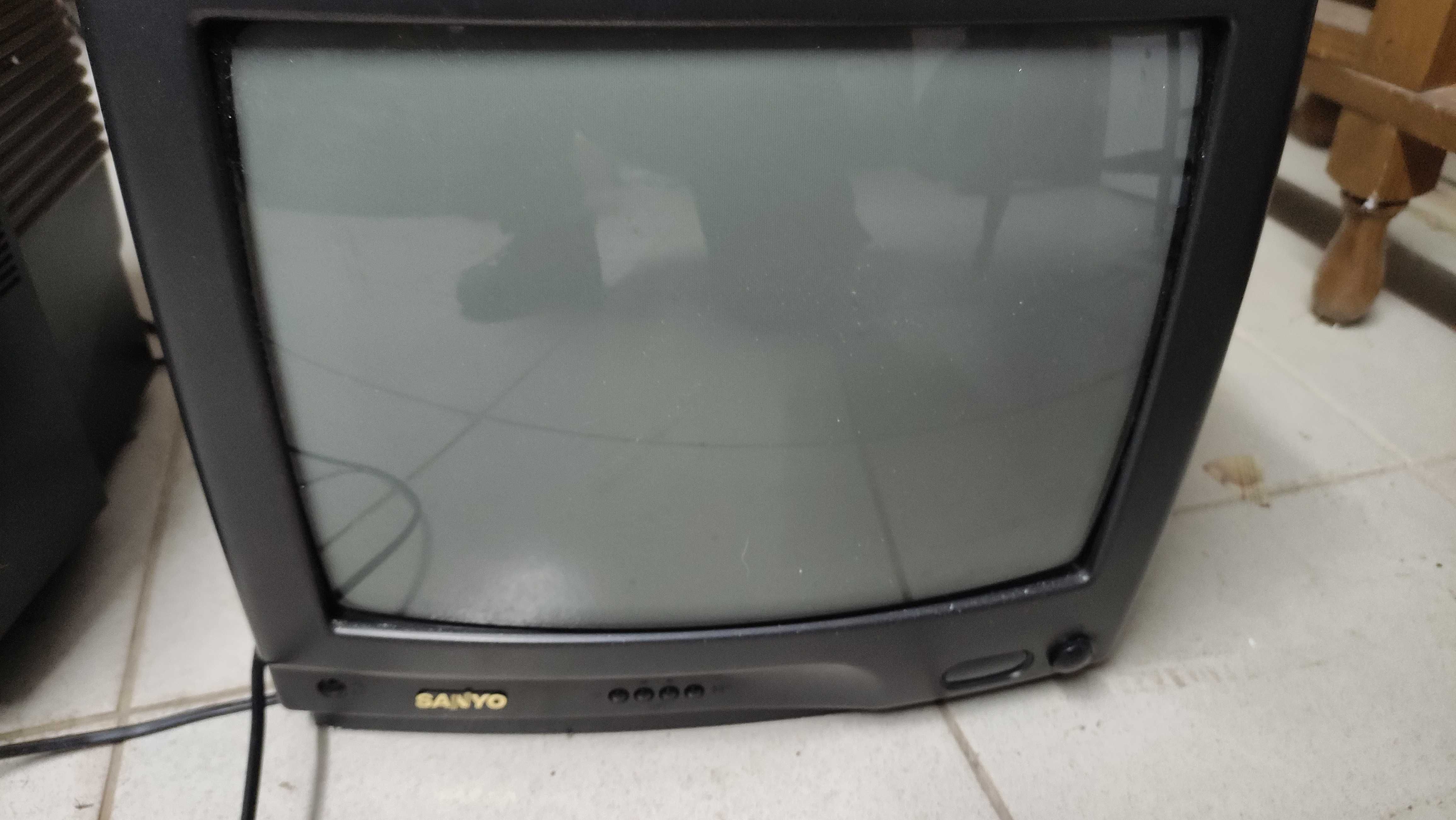 Televisões 25€ os 3
