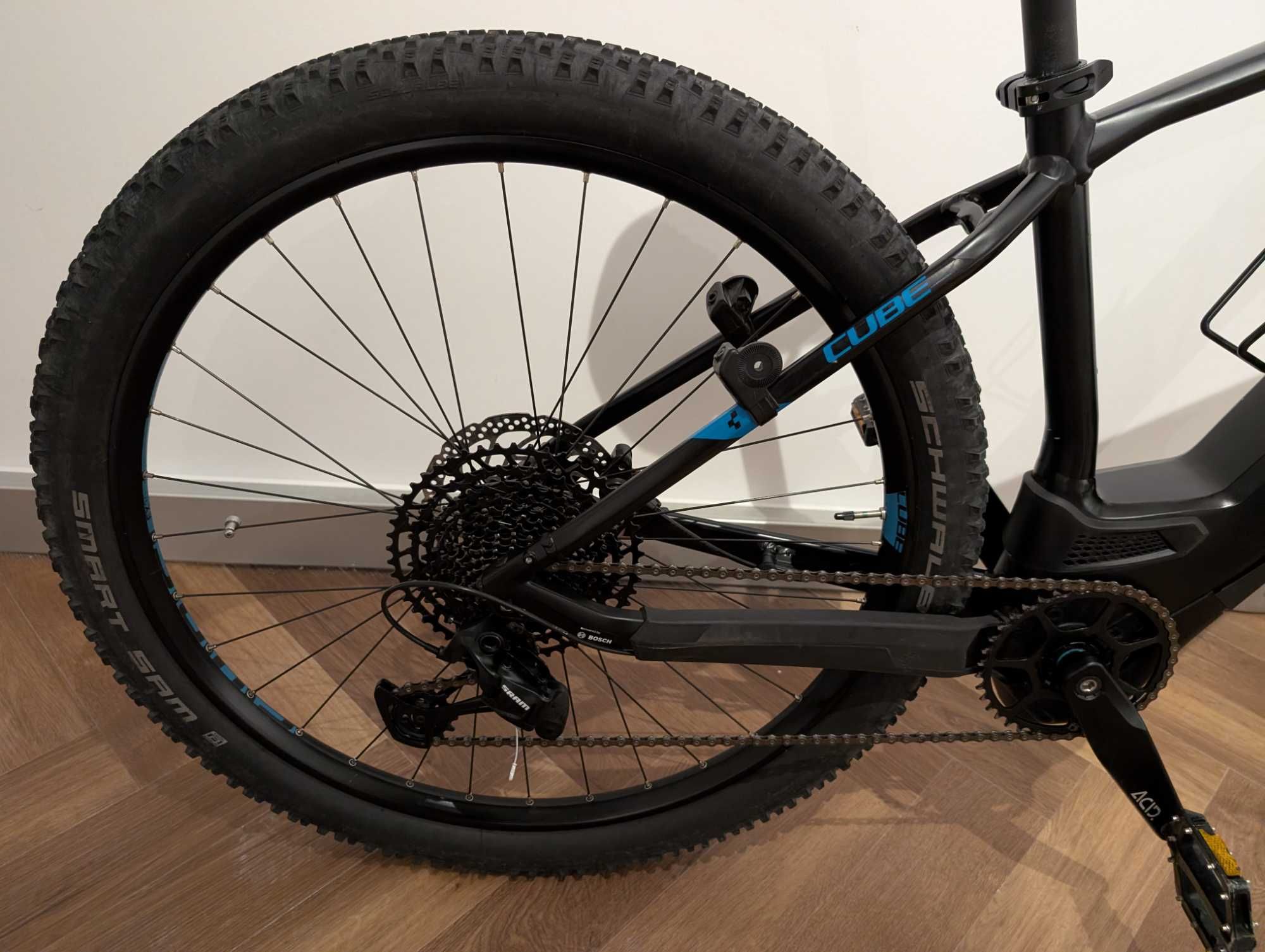 Cube Electric Bike Hybrid CB20 EX 625 EBIKEBicicleta elétrica