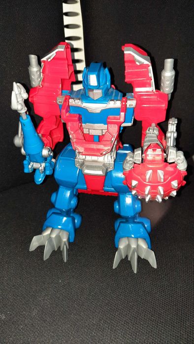 Dinozaur zmieniający się w robota