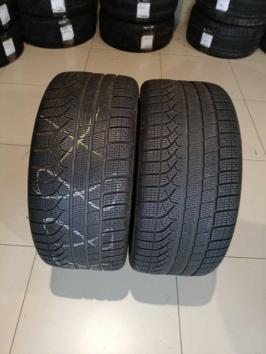 Пара шин б/у 275/40R19 105H Pirelli P Zero Winter MO