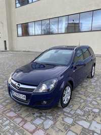 Opel Astra H COSMO 1.9TDI