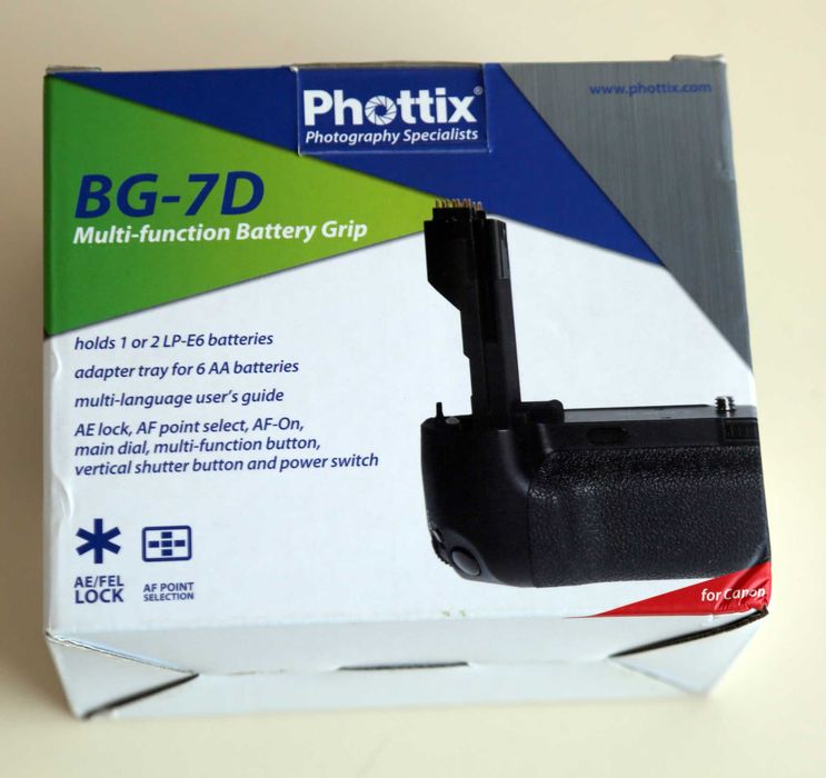 Батарейний блок Phottix BG-7D для фотокамери Canon 7D