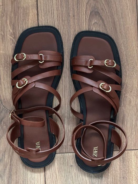 Шкіряні Сандалі ZARA