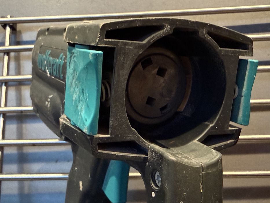 Wolfcraft pistolet do kleju silikonu mas uszczelniających