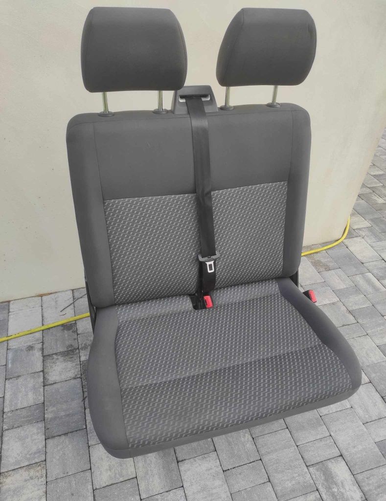 Dwójka różne wzory kanapa ławka VW T5 T6 T6.1 wymiana na pojedynczy