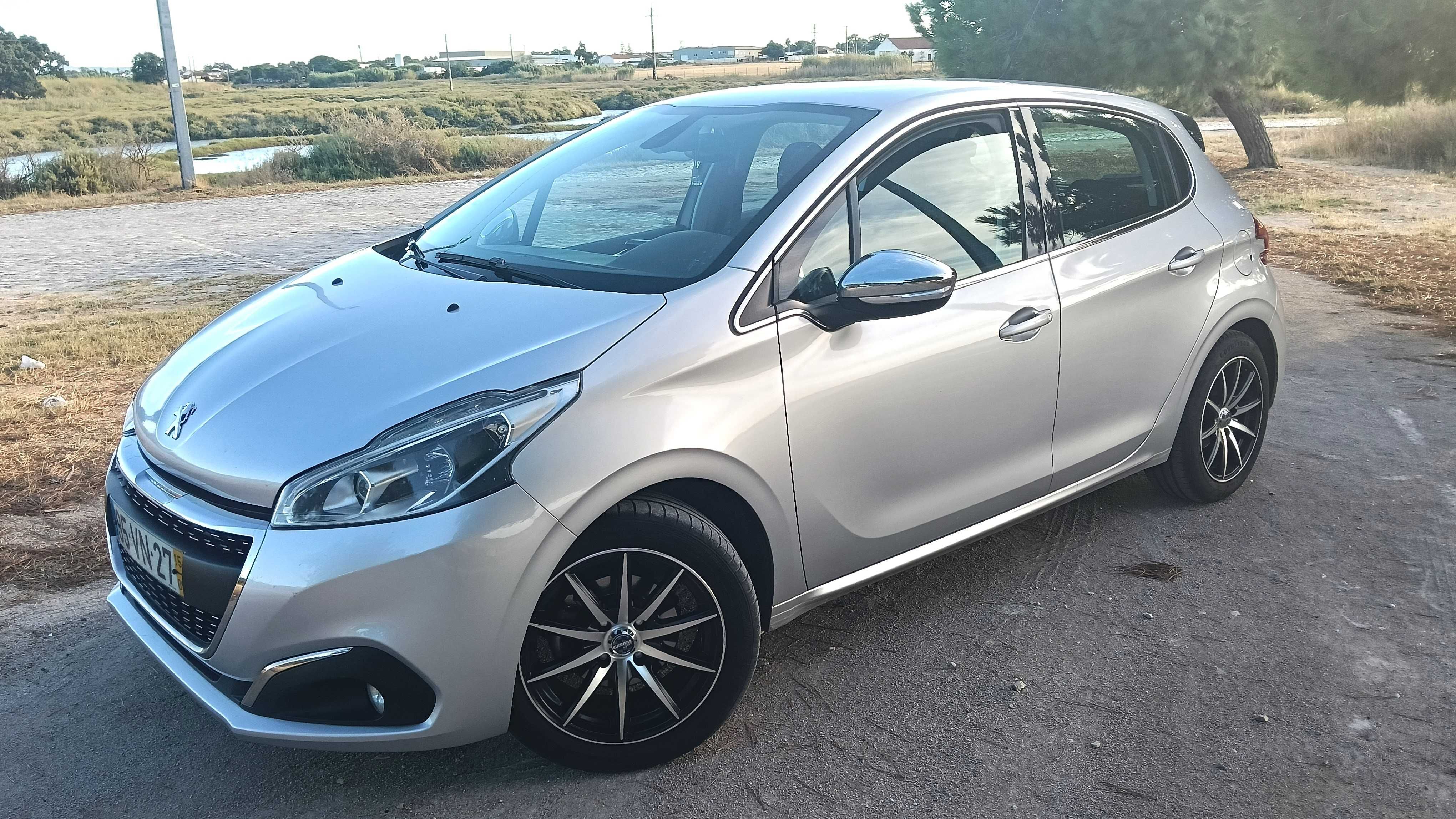 Peugeot 208 1.6 Blue HDi Allure – diesel económico