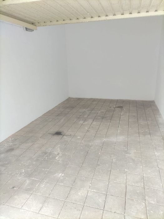 Garagem no Saldanha com 16m2