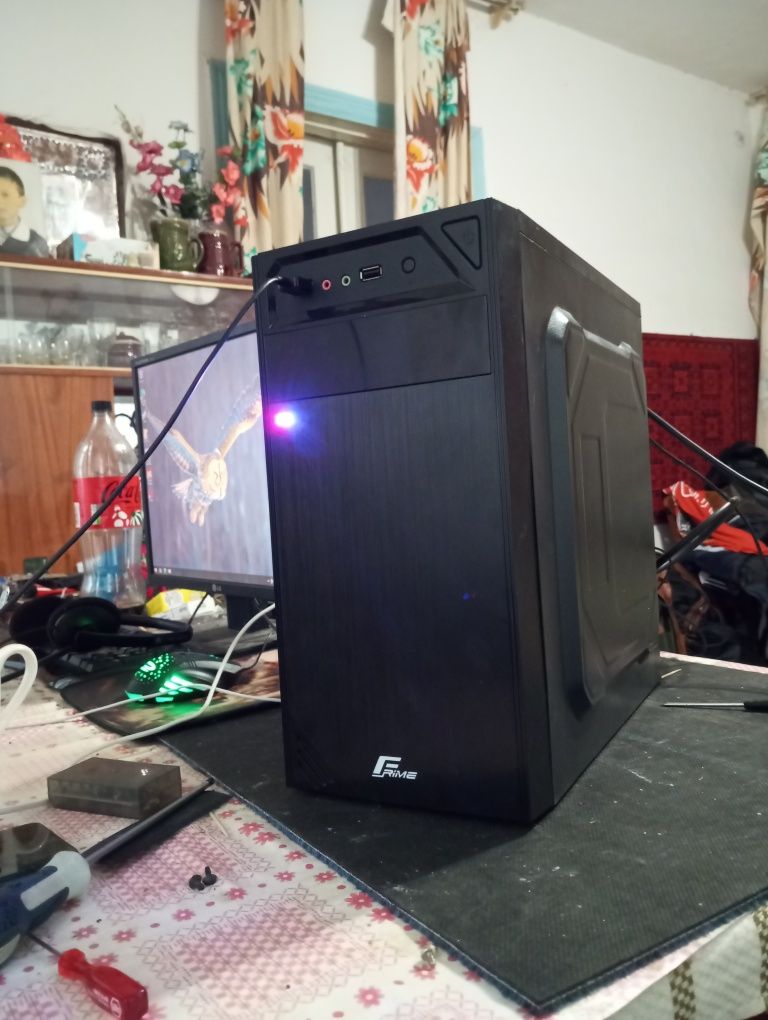 Продам ПК ryzen 3 2200U ddr4 8gb.